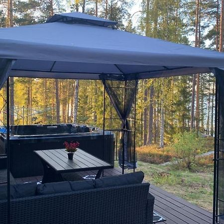 Elegant Villa On The Shore Of Lake Saimaa Lappeenranta Eksteriør bilde